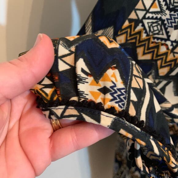 Altar’d State navy cream tribal print shift dress size Extra Small XS - Picture 6 of 10